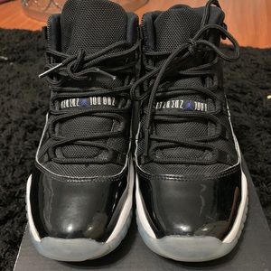 SOLD Space Jam 11s Good Condition